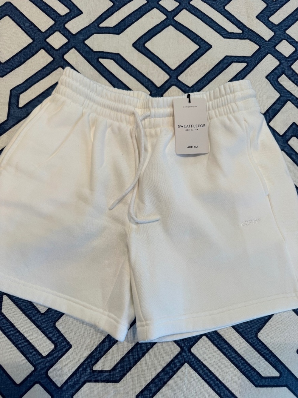 Aritzia Cozy Sweatfleece Boyfriend Mid-Thigh Short